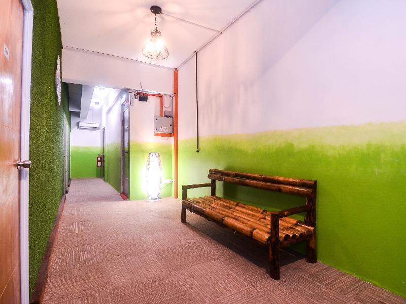 Oyo 1119 Memoire Express Hotel Kuching Extérieur photo