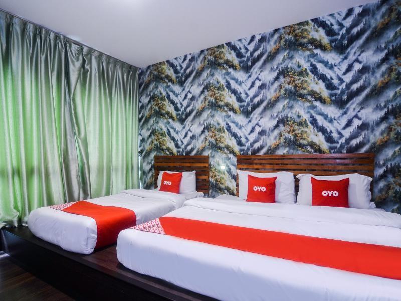 Oyo 1119 Memoire Express Hotel Kuching Extérieur photo