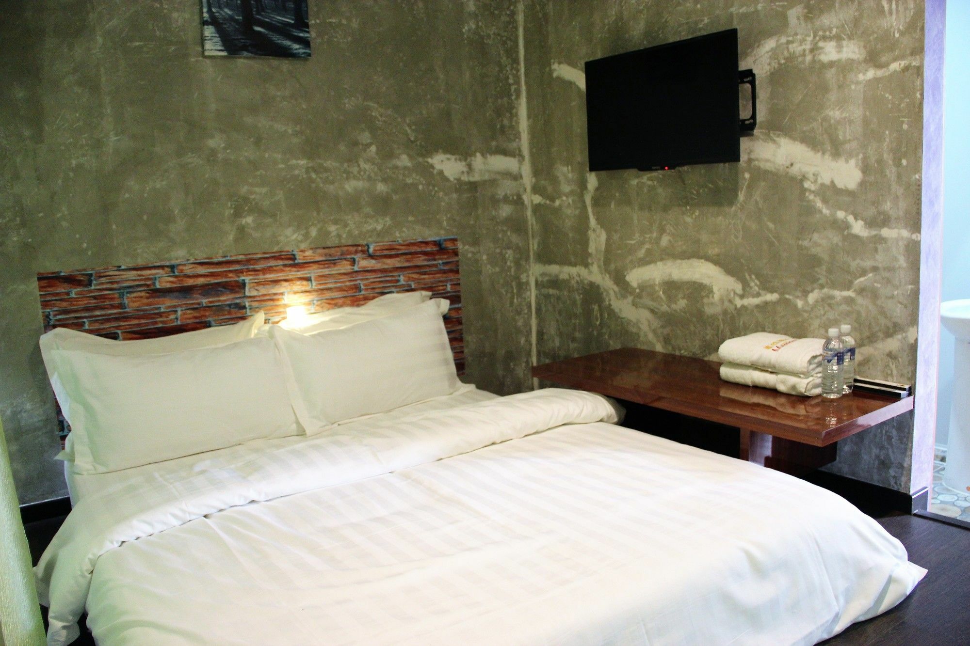 Oyo 1119 Memoire Express Hotel Kuching Extérieur photo